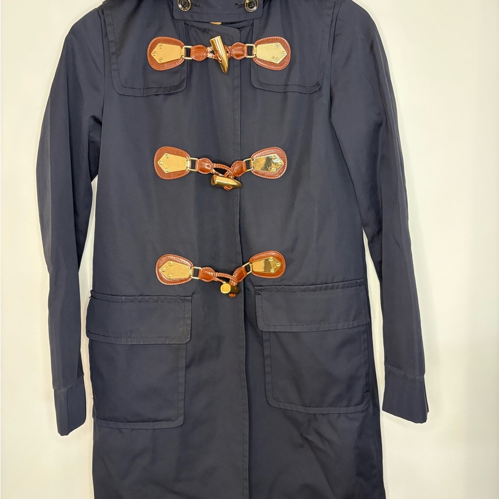 Michael Kors Women’s Trench Coat with Gold and Leather Toggles, size Small